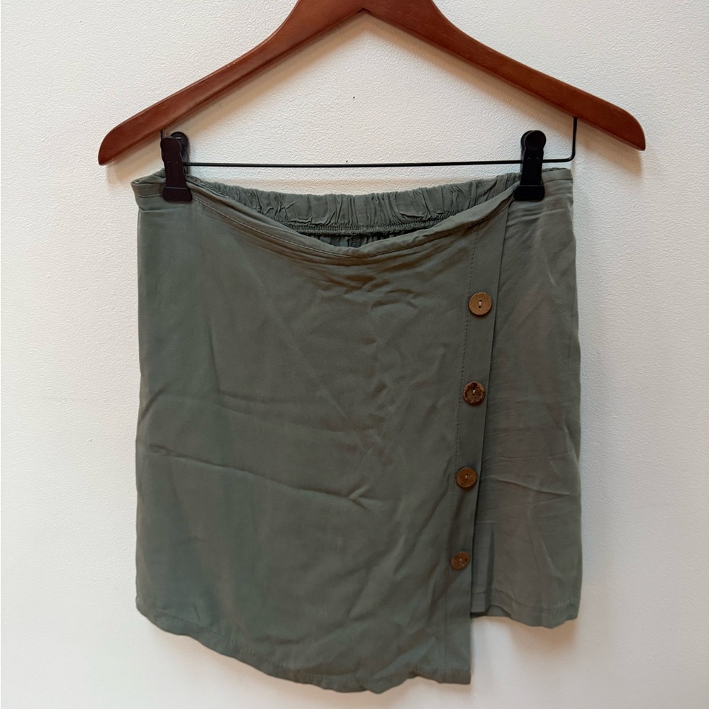 Green Made in Italy Women's Skirt